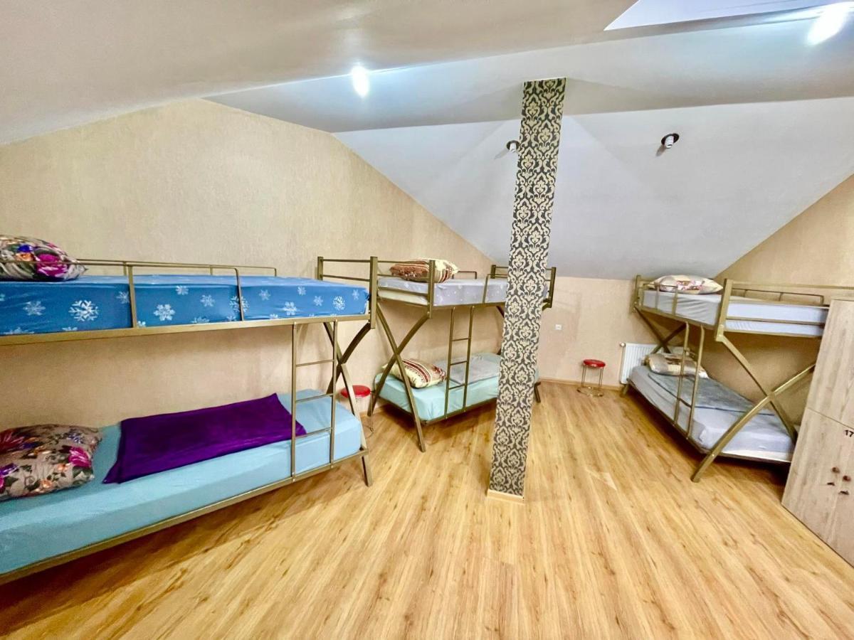 Hostel 13 Тбилиси Экстерьер фото