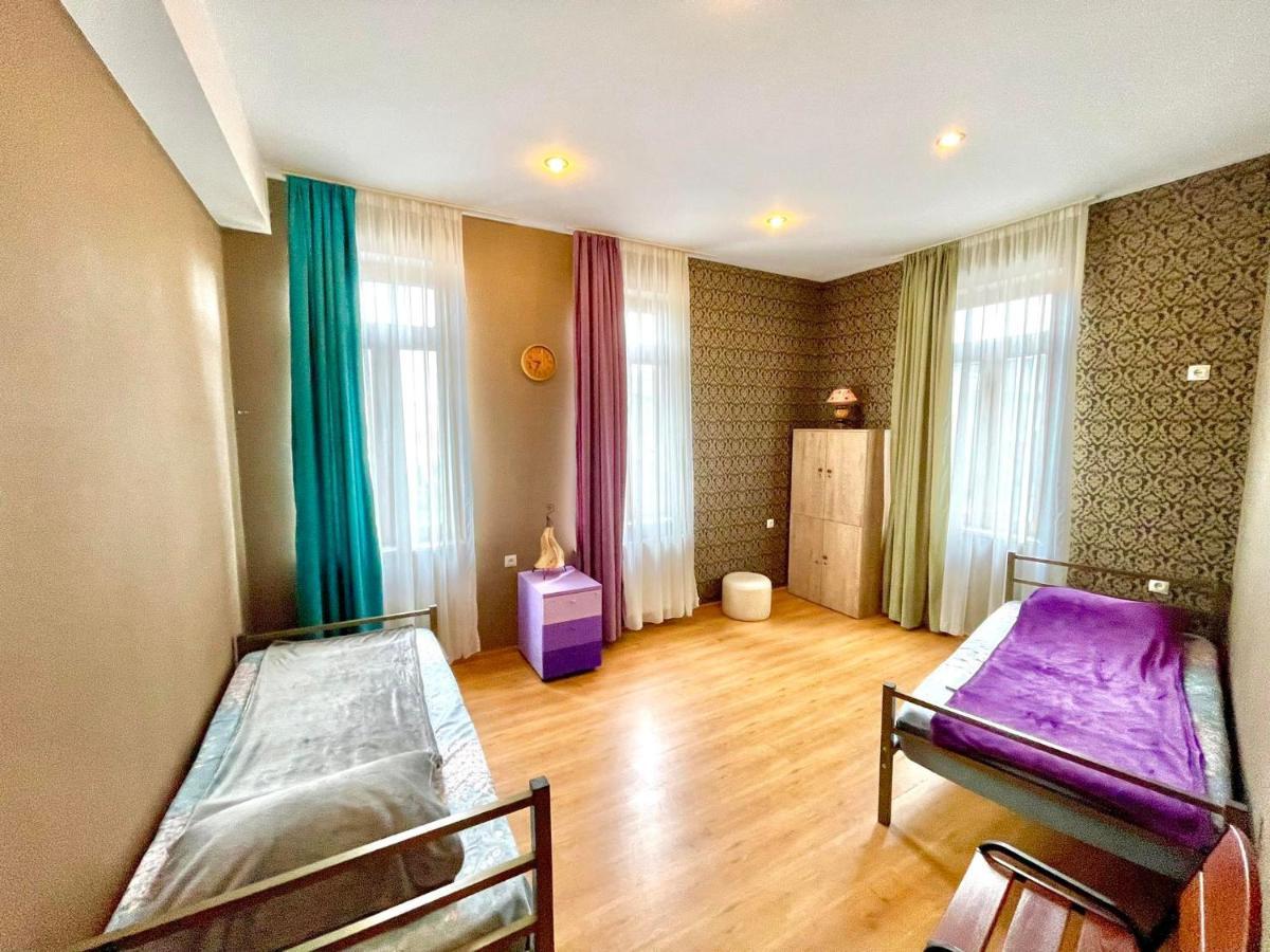 Hostel 13 Тбилиси Экстерьер фото